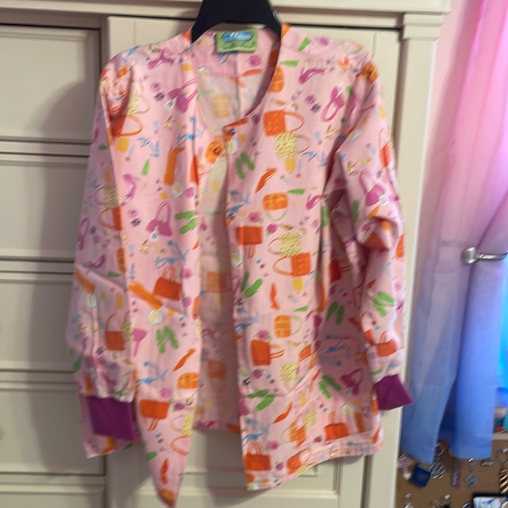 Women’s Scrub Jacket Size XL